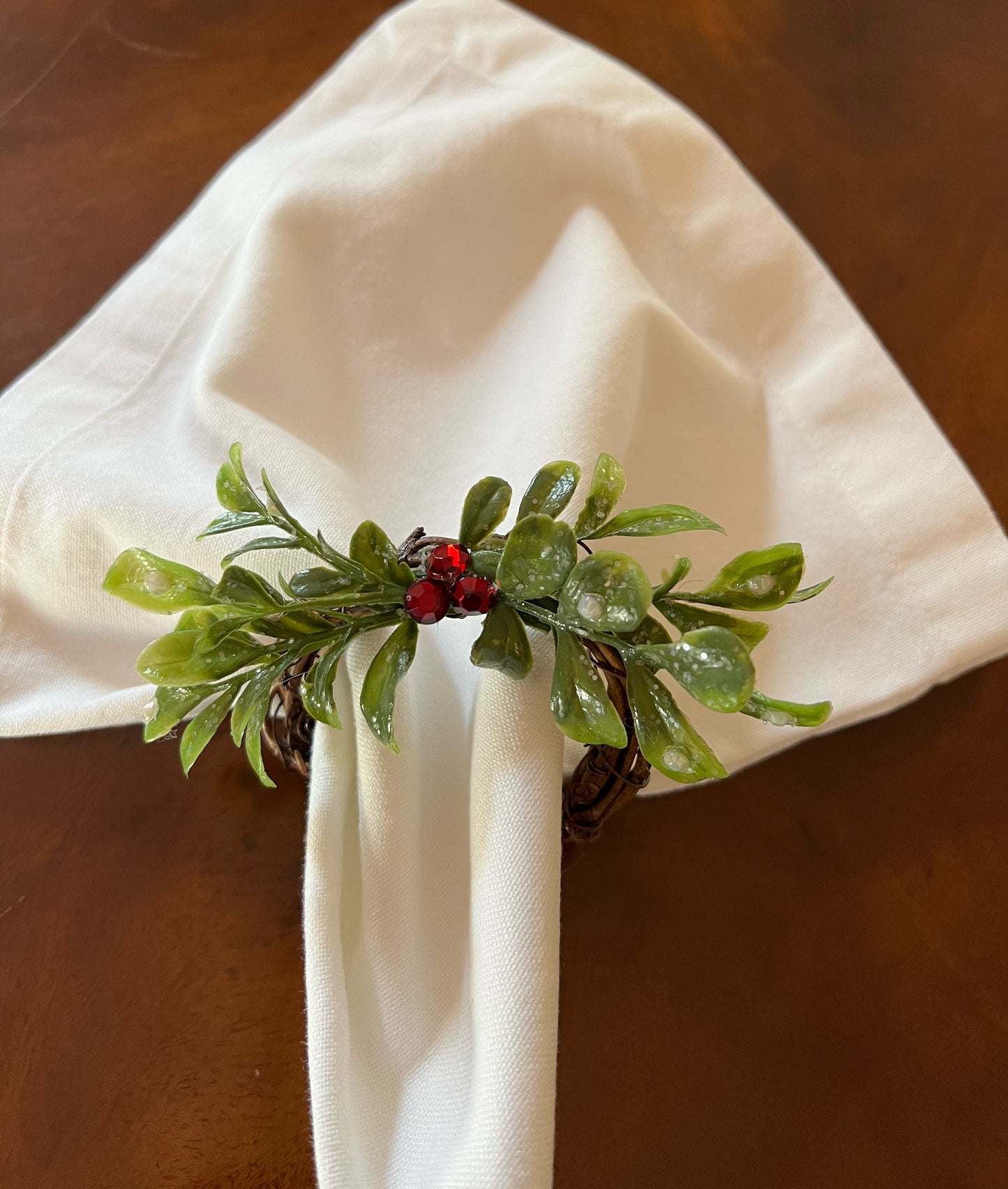 Festive Napkin Rings, Christmas Mistletoe Napkin Rings