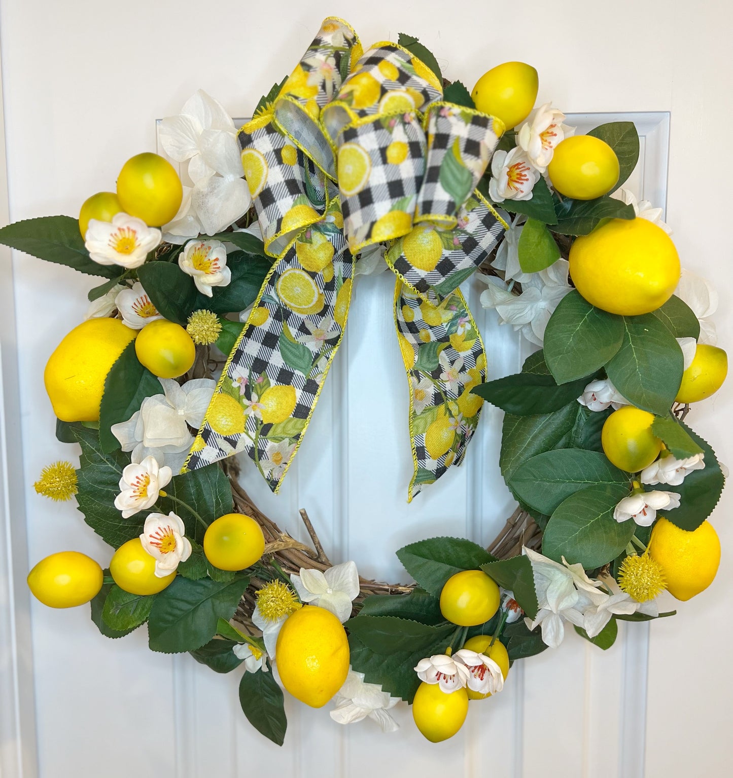 16" Lemons Wreath