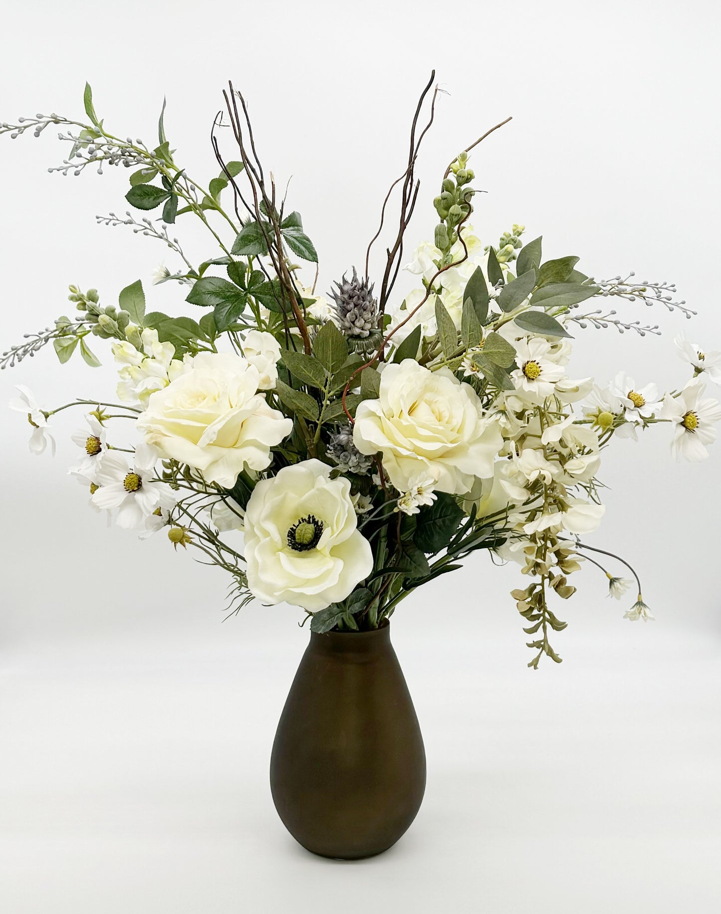 Gilded Vase Centerpiece