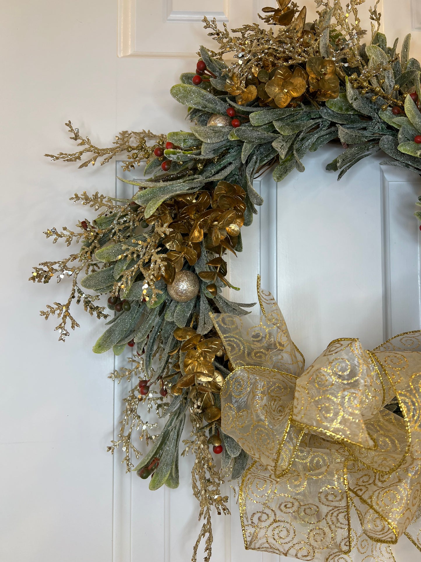 Christmas Golden Wreath