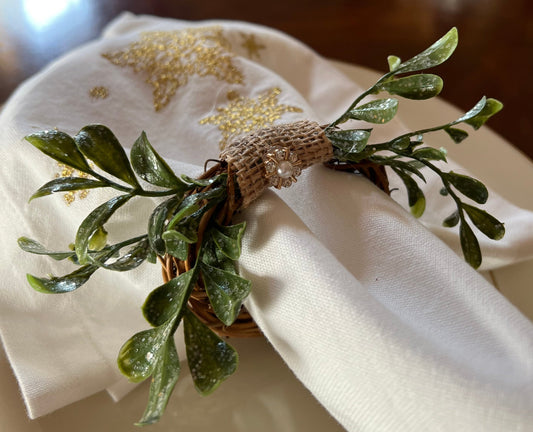 Christmas Holly Napkin Rings