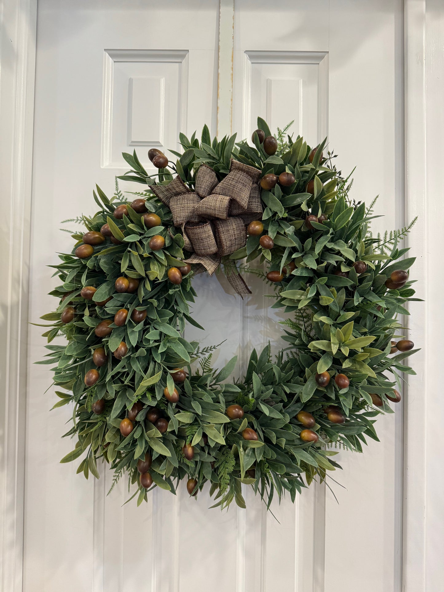 18" Lush Olive Greenery Wreath