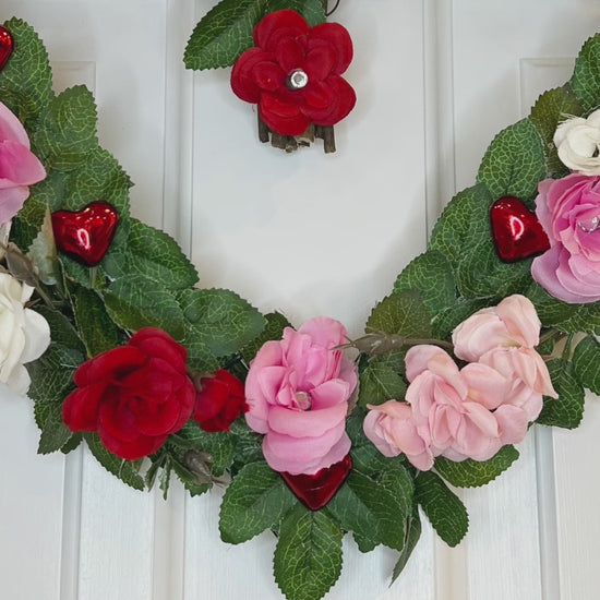 Roses and hearts wreath