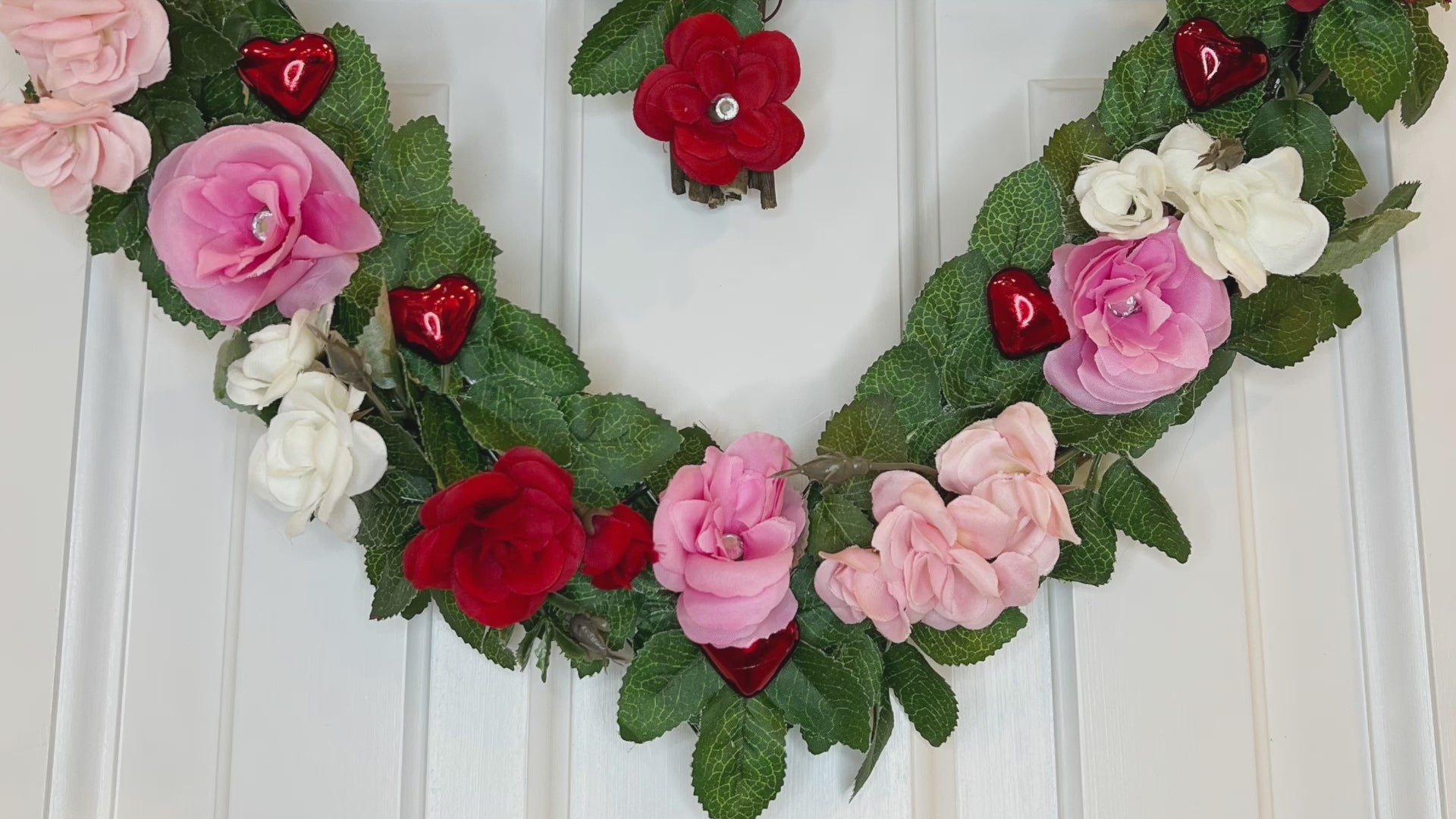 Roses and hearts wreath