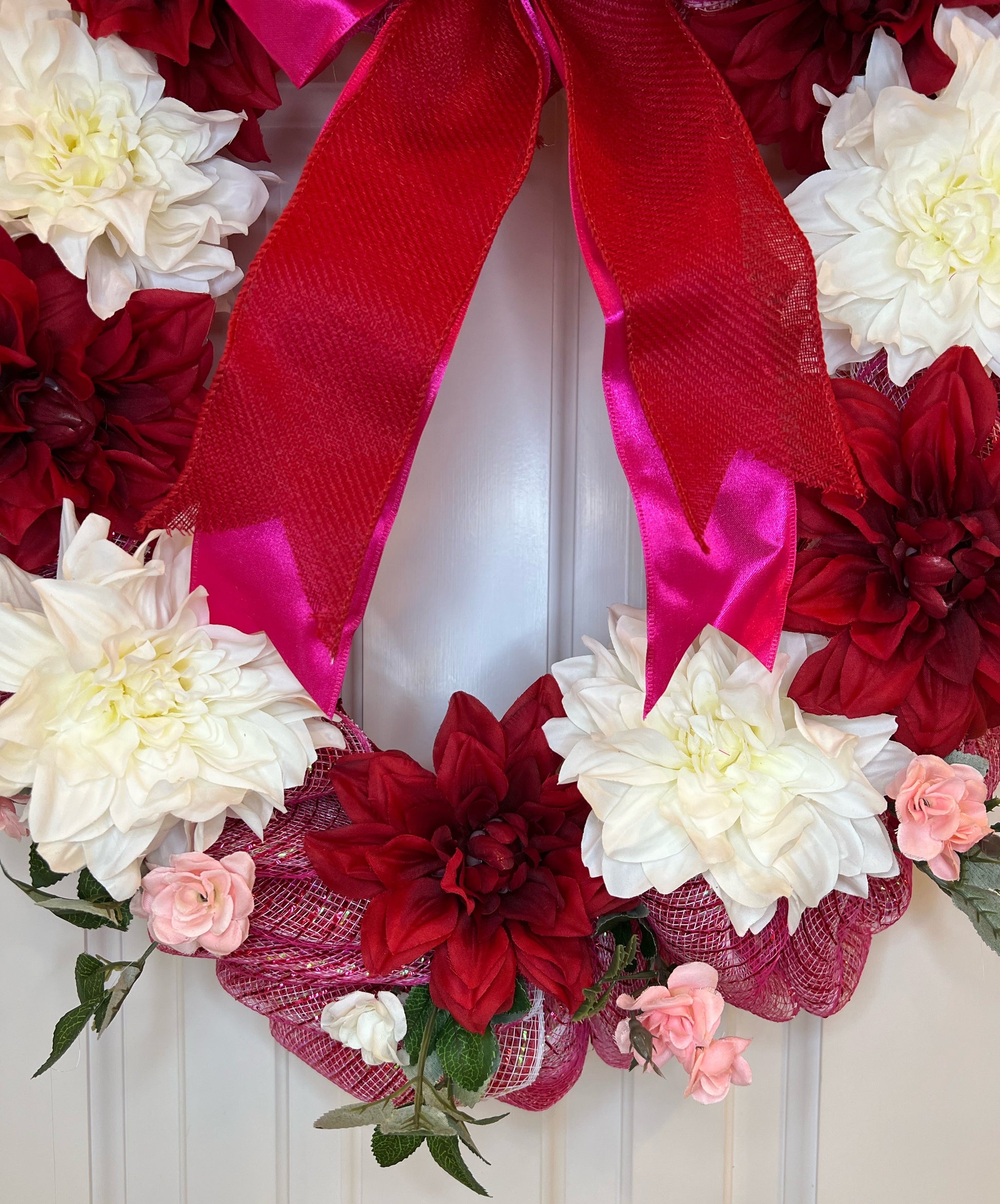 Heart-Shaped Dahlias, Roses & Deco Mesh Wreath