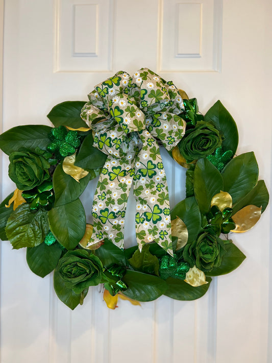 18" St. Patrick's Day Wreath with Magnolia Leaves