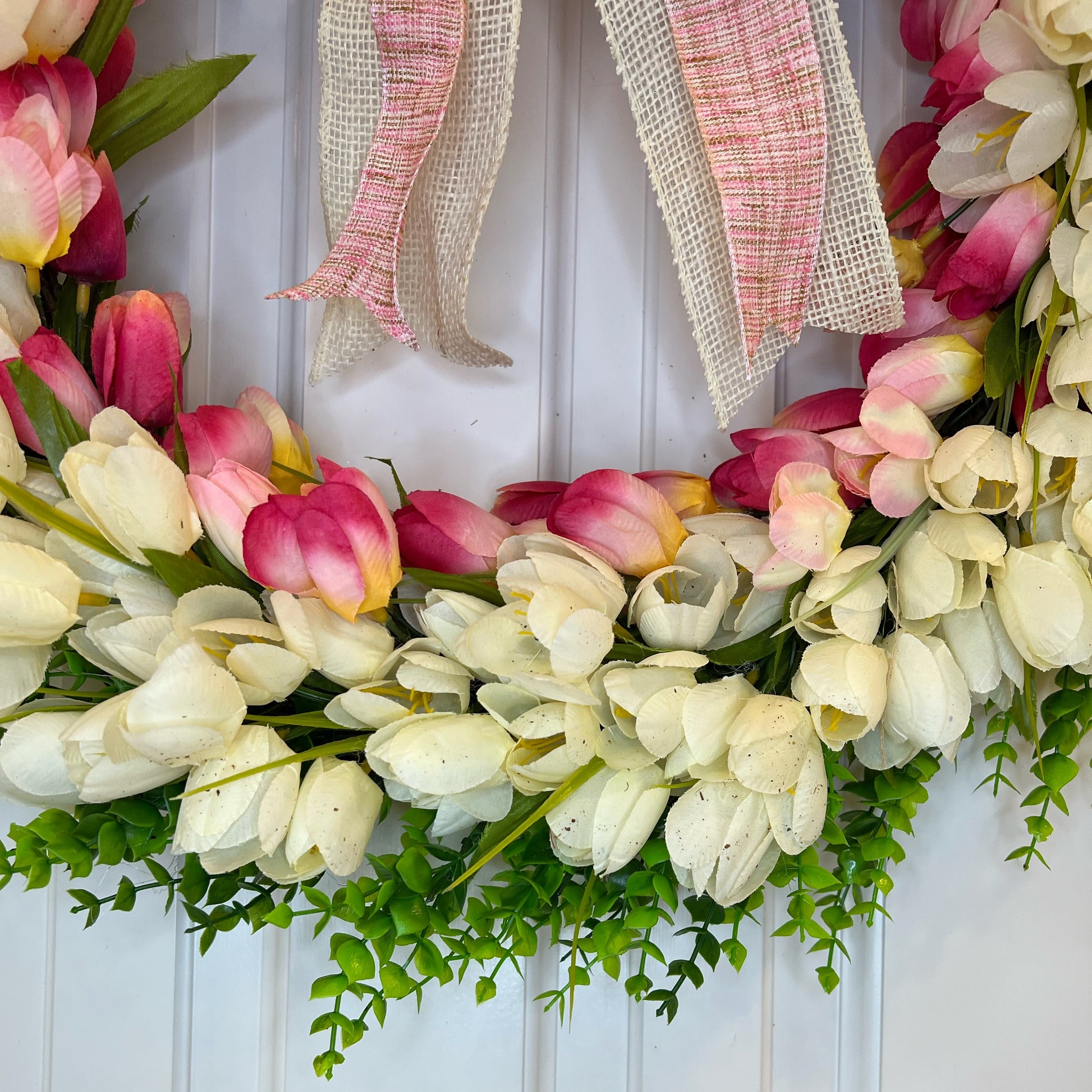 Silk Wreath with Lovely Spring Ivory